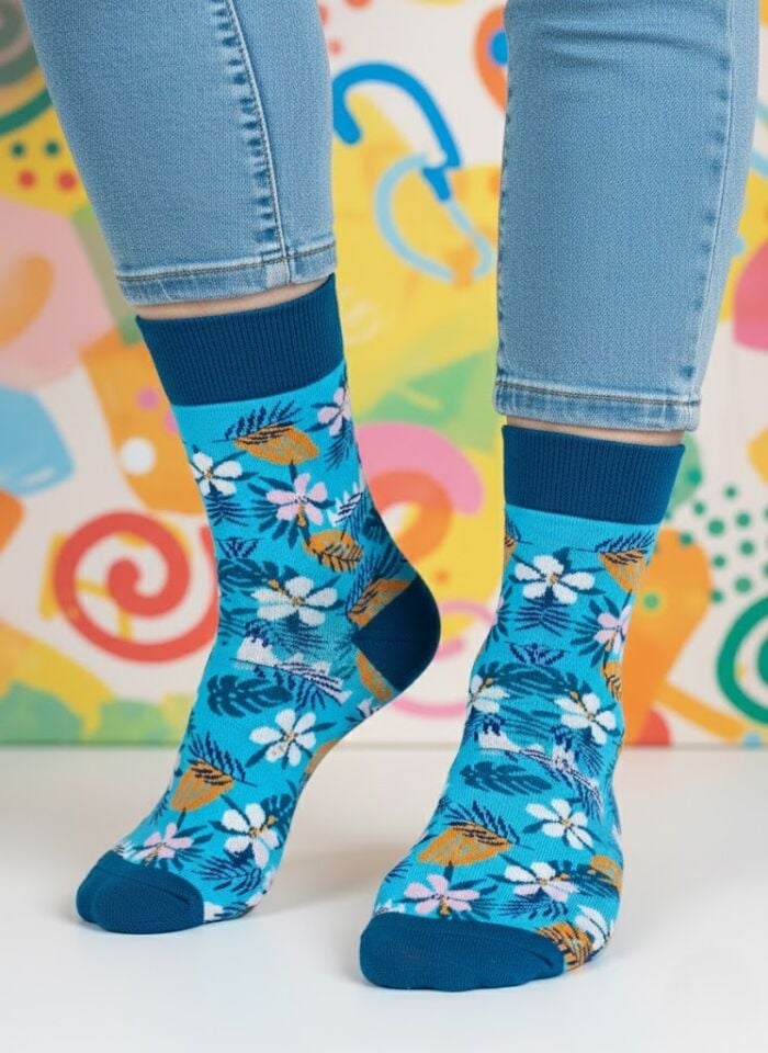 Çiçek Desenli Çorap
