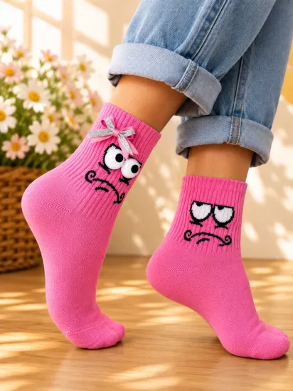 3D Göz Detaylı Fiyonklu Pembe Soket Çorap
